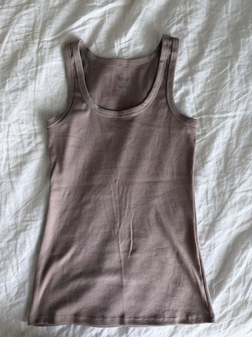 Felanor Scoop Neck Ribbed Tank Top in Mauve Taupe